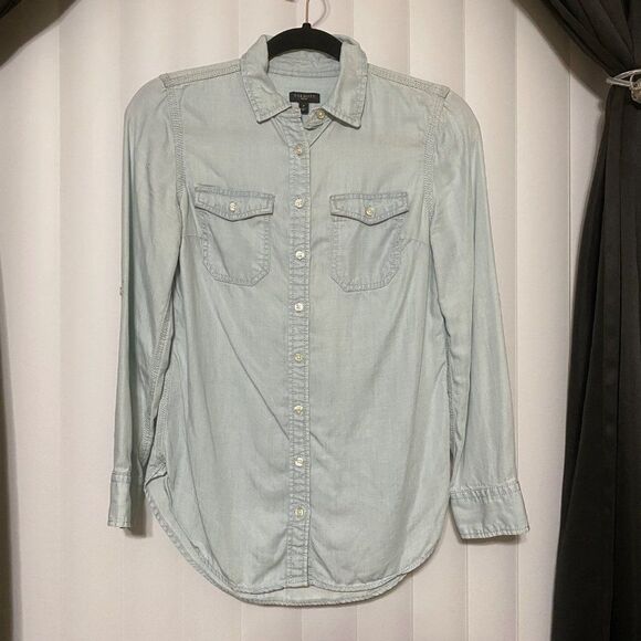 Tops - Talbots light denim long sleeve shirt, button down